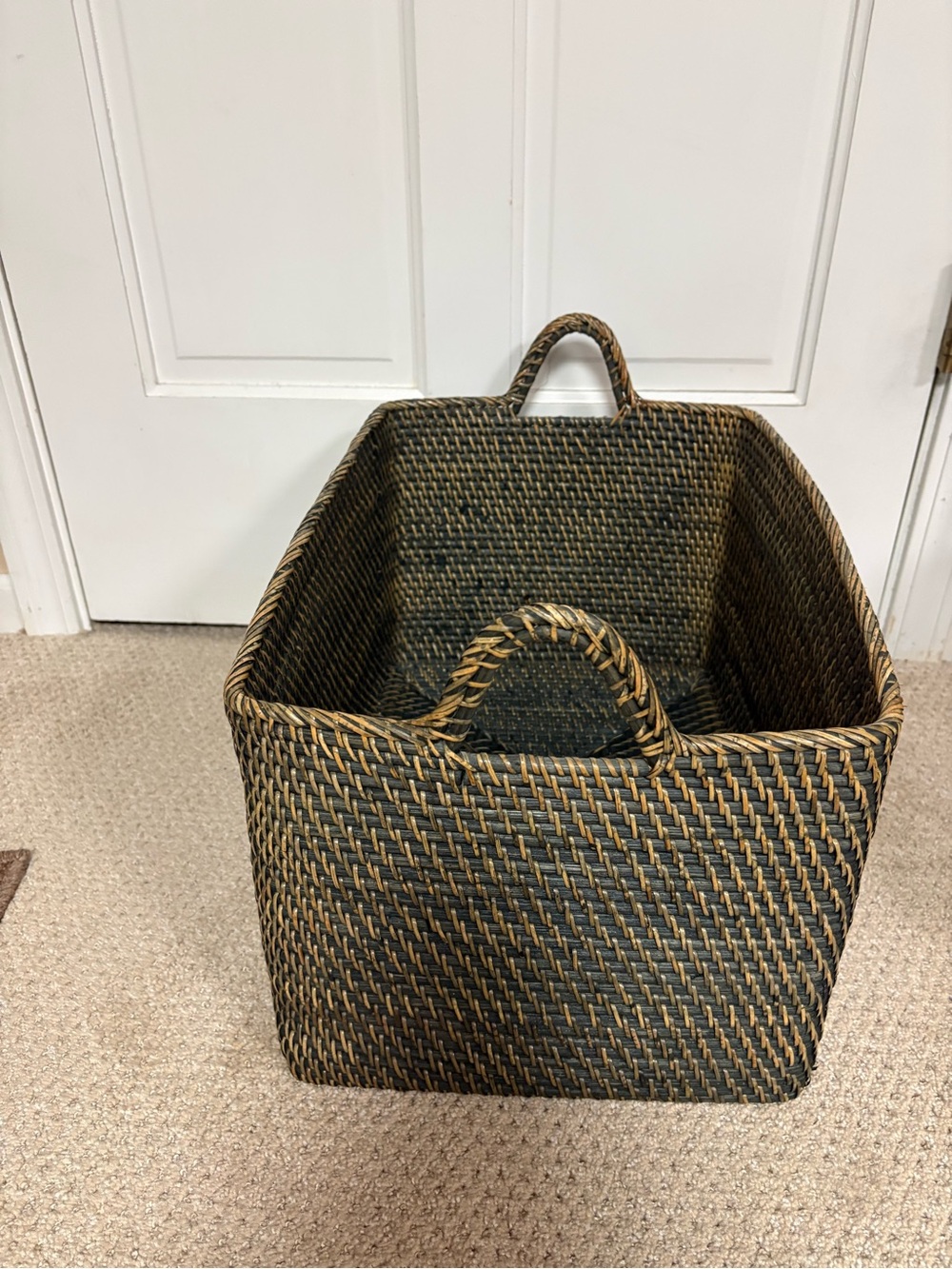 Kouboo Loma Woven Seagrass Storage Basket with Handles - Black and Brown - Picture 4 of 8